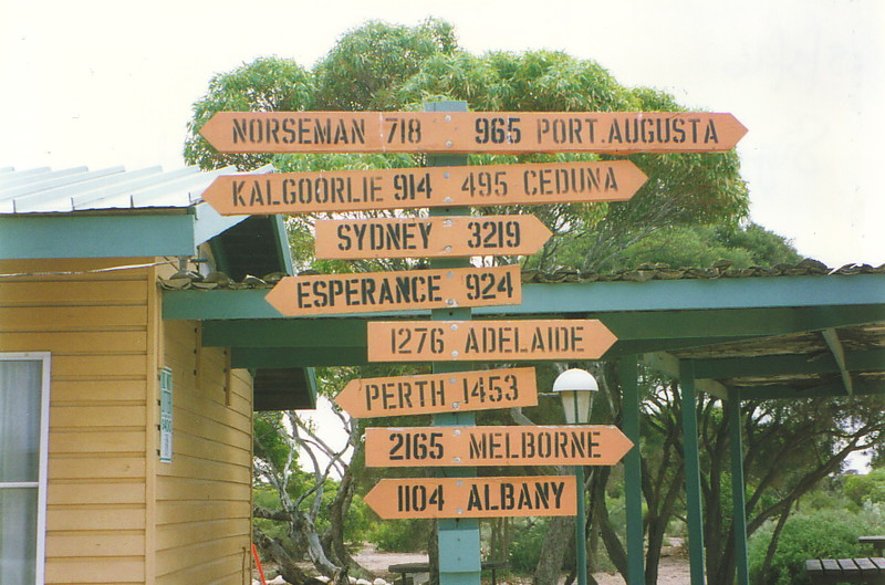 Distance signs at Eucla