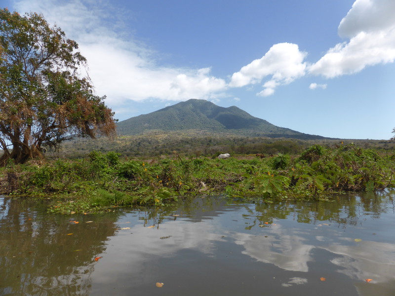 Volcán Maderas from Rio Istiam